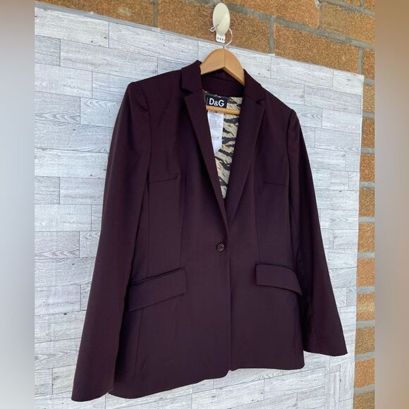 Dolce & Gabbana
Virgin wool 2 piece pant suit size 28/42 usa 6 - Picture 4 of 17